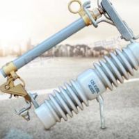 供应高品质RW12-12/100A 12KV高压跌落式熔断器 rw12跌落保险