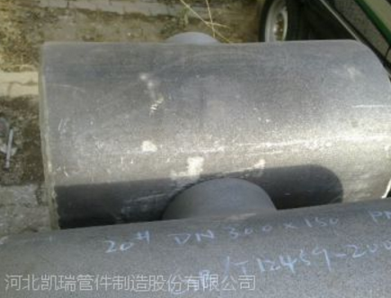 供应无缝异径三通，不等径三通，20#三通