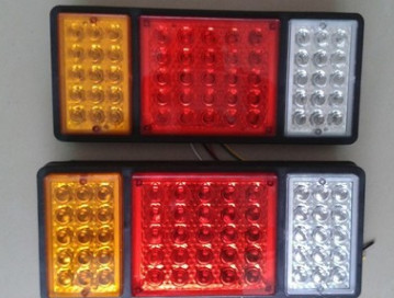 新款140-2货车尾灯 LED汽车尾灯 LED车灯