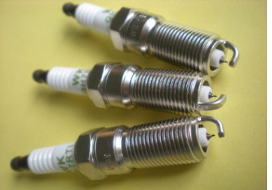 适用：嘉年华福克斯蒙迪欧 翼搏 麦柯斯 马自达3 6 8 MX-5 迈锐宝