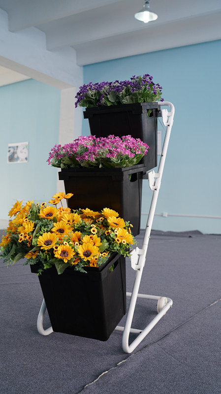 镇江鲜花展示架厂家直销-青岛笔尖创意设计