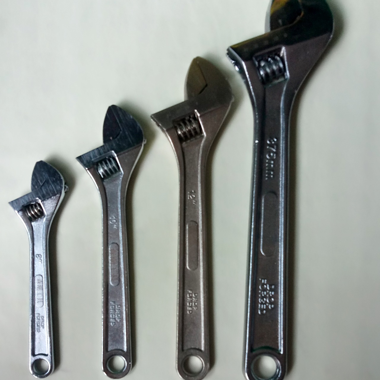 厂家直销森潮快速手动活扳手公制省力多种规格调节活口扳手