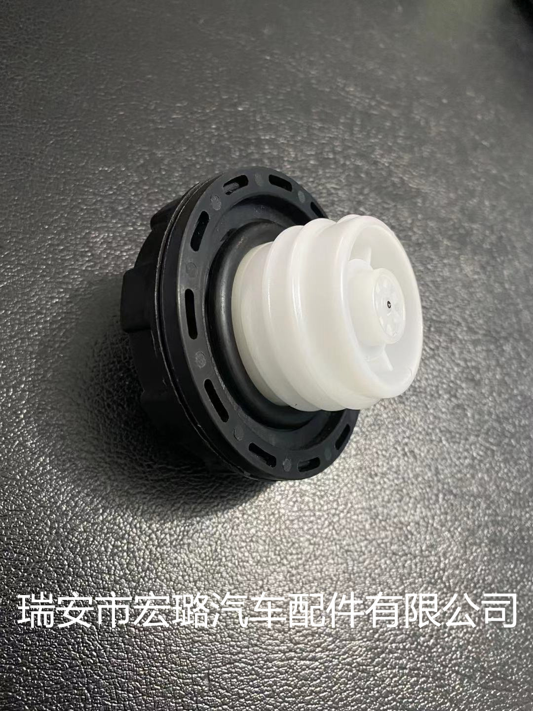 8d575b3a81daeb51114d0a61a383d8