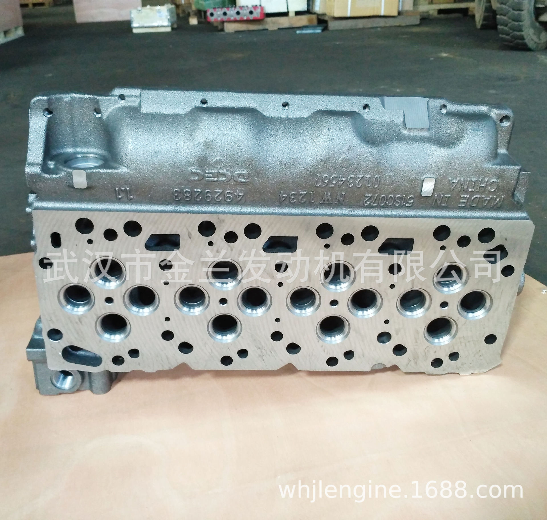 QSB4.5缸盖2.jpg