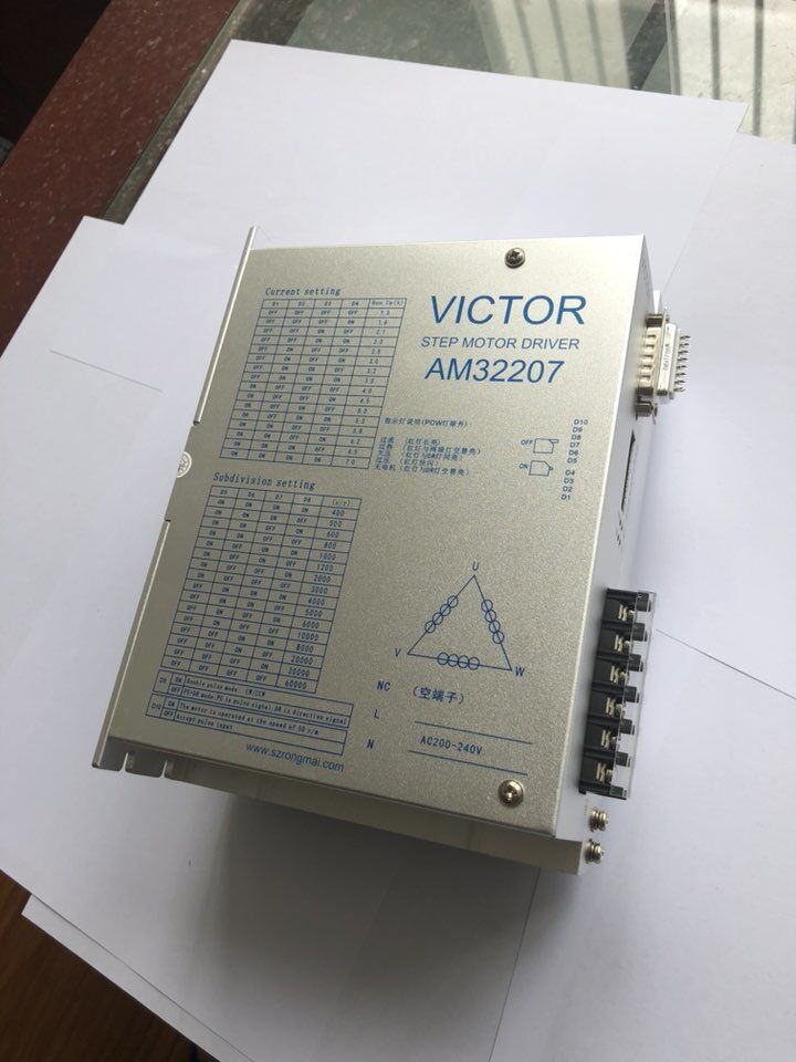 86MM4NM三相交流220V高压步进电机配驱动器