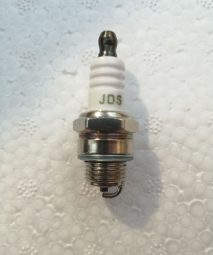 二冲程 油锯 L7T 一般品质 火花塞 厂家直销 园林工具配件