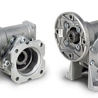 意大利TRANSTECNO诠世减速机CM050法兰安装CM040减速机063减速机