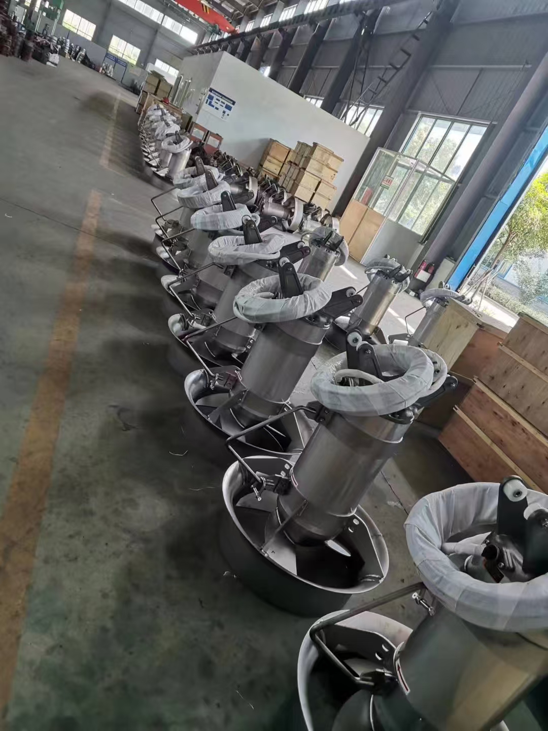 一车间潜水搅拌机