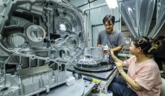 新能源汽车零部件加速“智”造